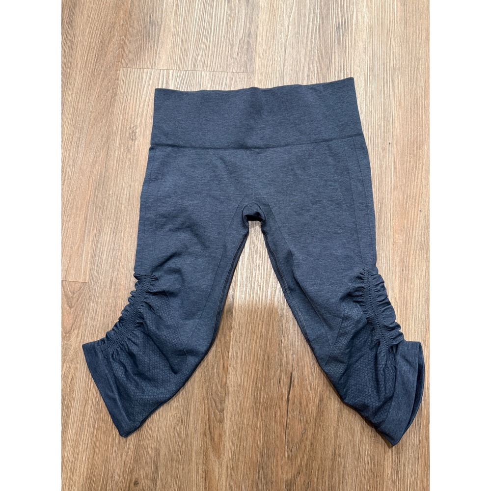 Lululemon Ebb to Street Tight Crop Blue Heather Ruched Seamless Leggings Size 6